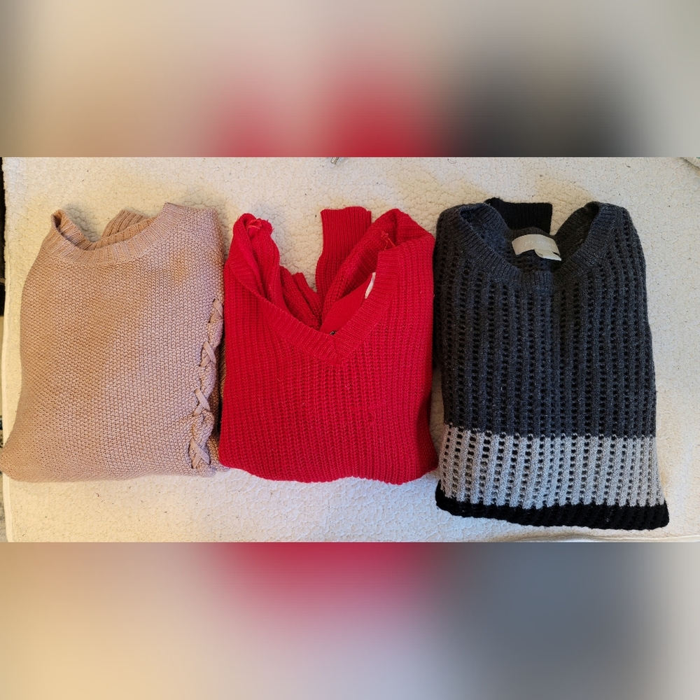 Women's sweater Lot Sizes S,M,L